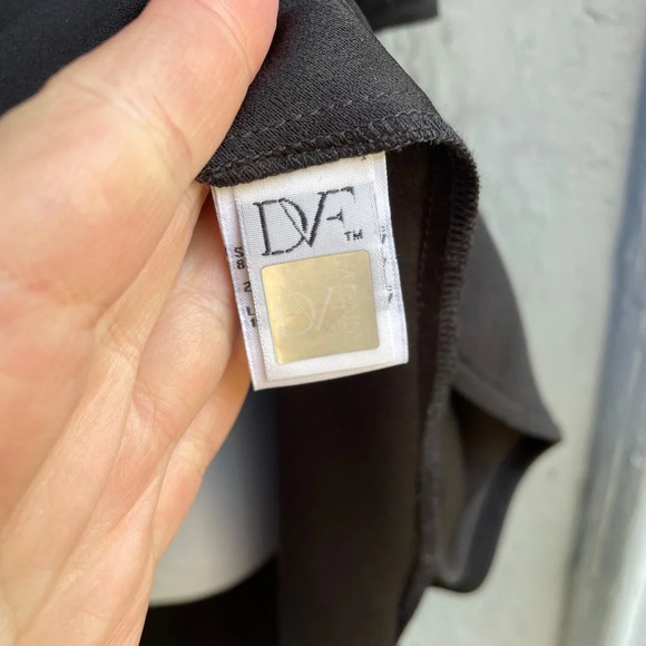 Diane  Von Furstenberg Minimalist Madera Black Crepe Dress, size “P” Small - Picture 10 of 16